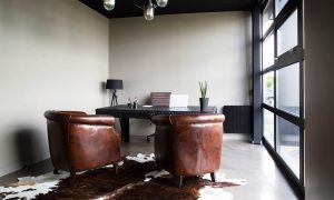 Bureaux à la location courte longue durée équipé